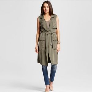 Mossimo Green Sleeveless long duster vest.